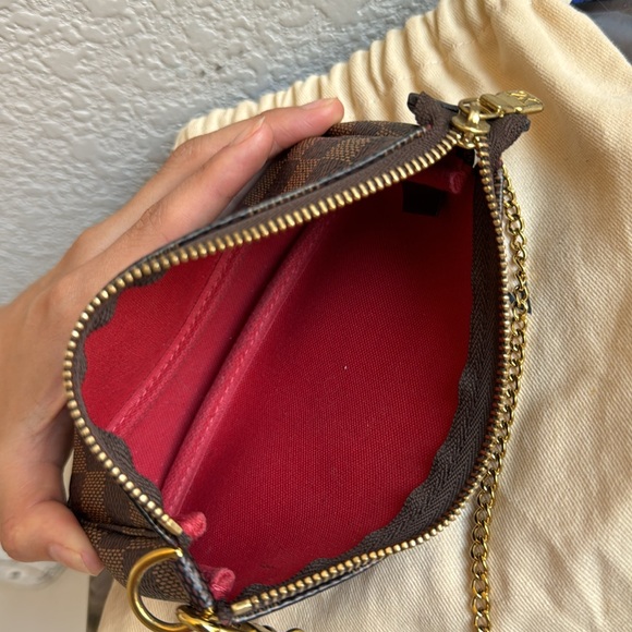 Louis Vuitton Mini Pochette Accessories Damier Ebene - Picture 6 of 7